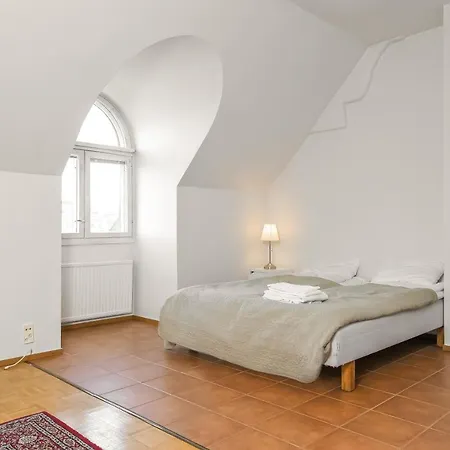 Kotimaailma - Lantinen Brahenkatu 6 * Helsinki